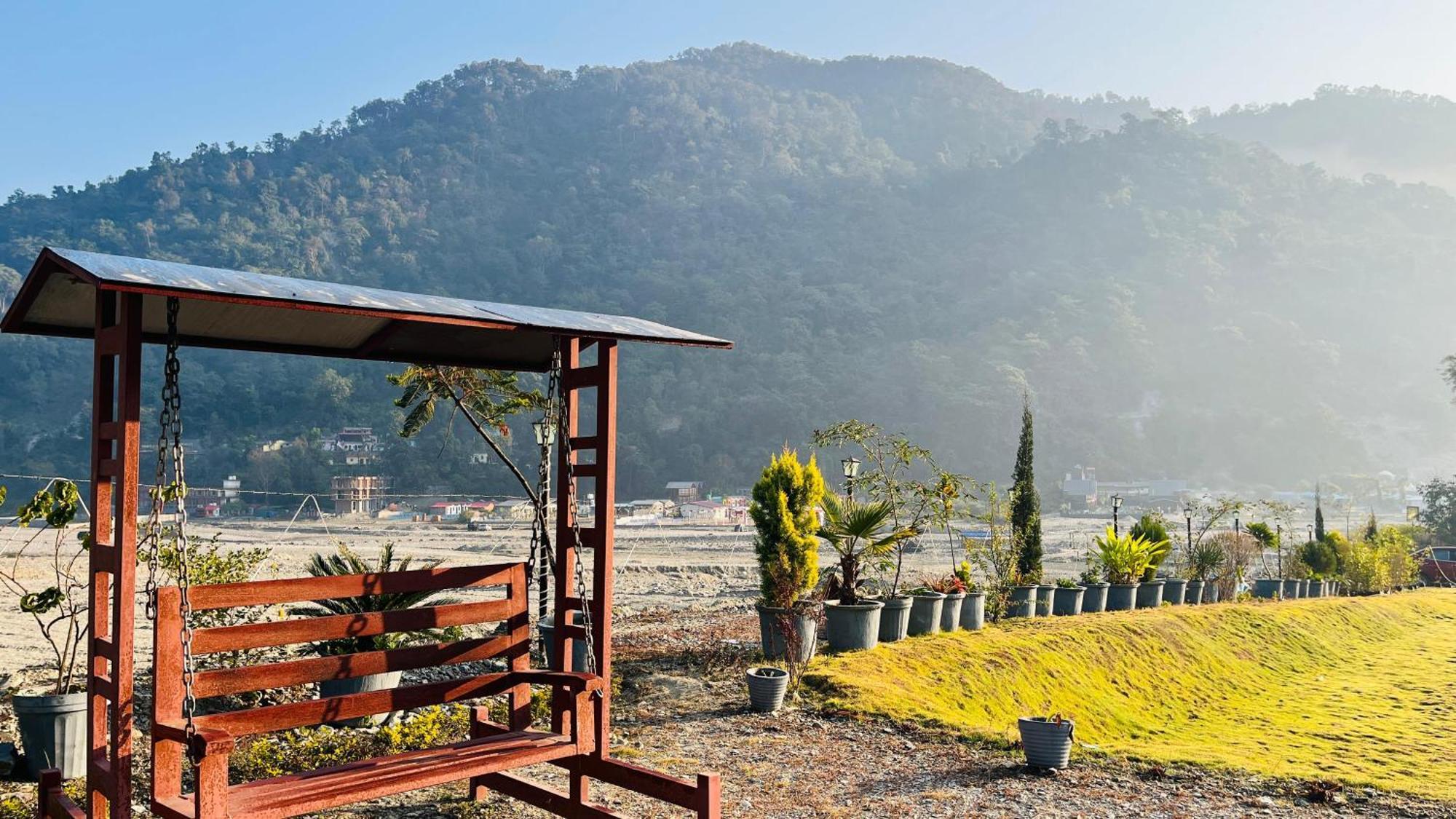 Aroma Resort Rishikesh Luaran gambar